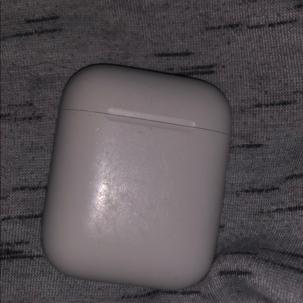 AirPods